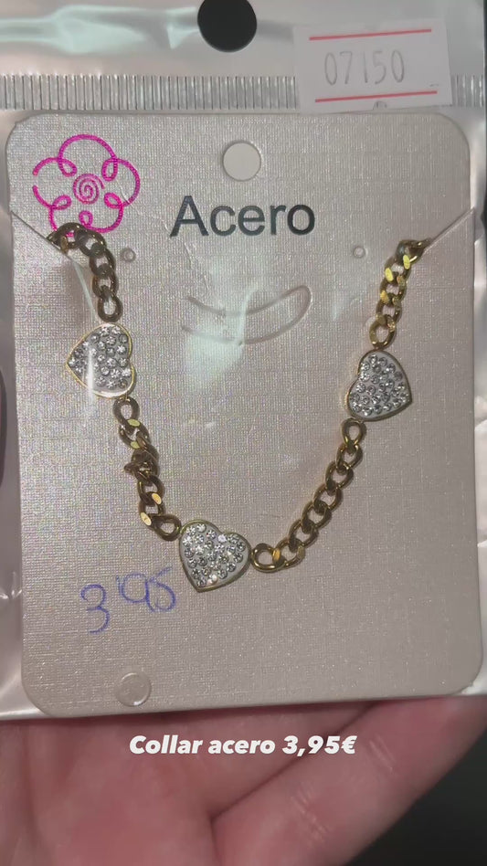 Collar corazón dorado